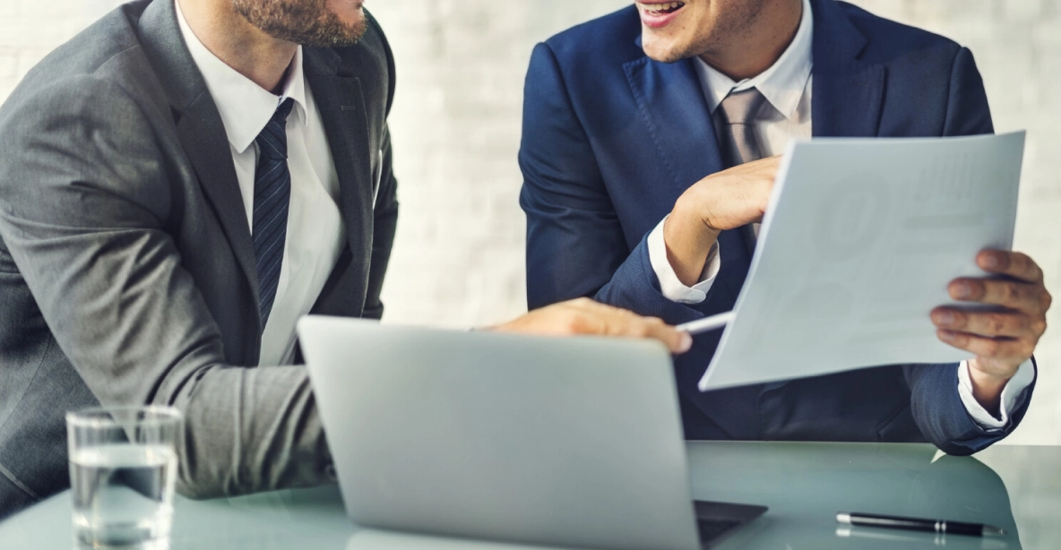 You can set it up fast and hit the ground running -  Reasons to Offshore IT Helpdesk - Unient